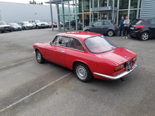 Charger l&#39;image dans la galerie, Alfa Romeo 2000 GTV 1973
